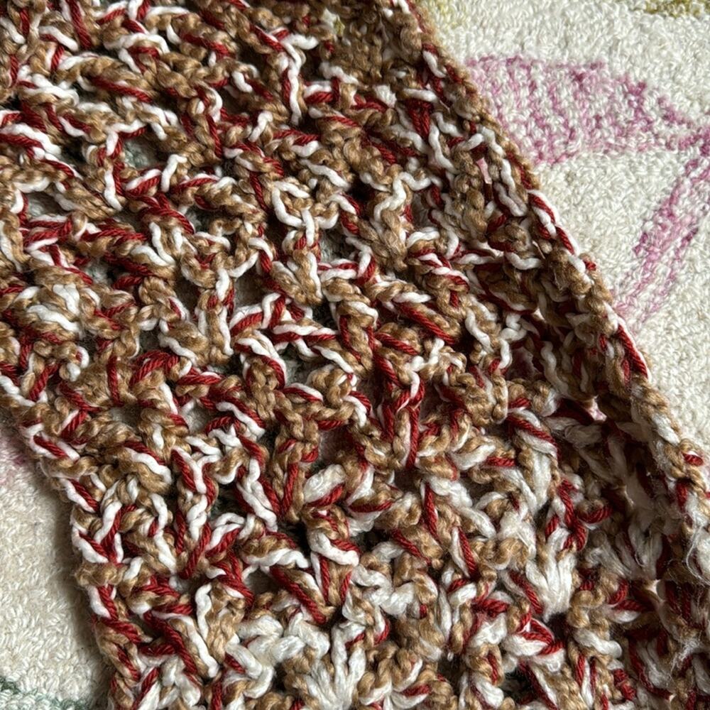 Handmade‎ infinity scarf - Picture 3 of 3